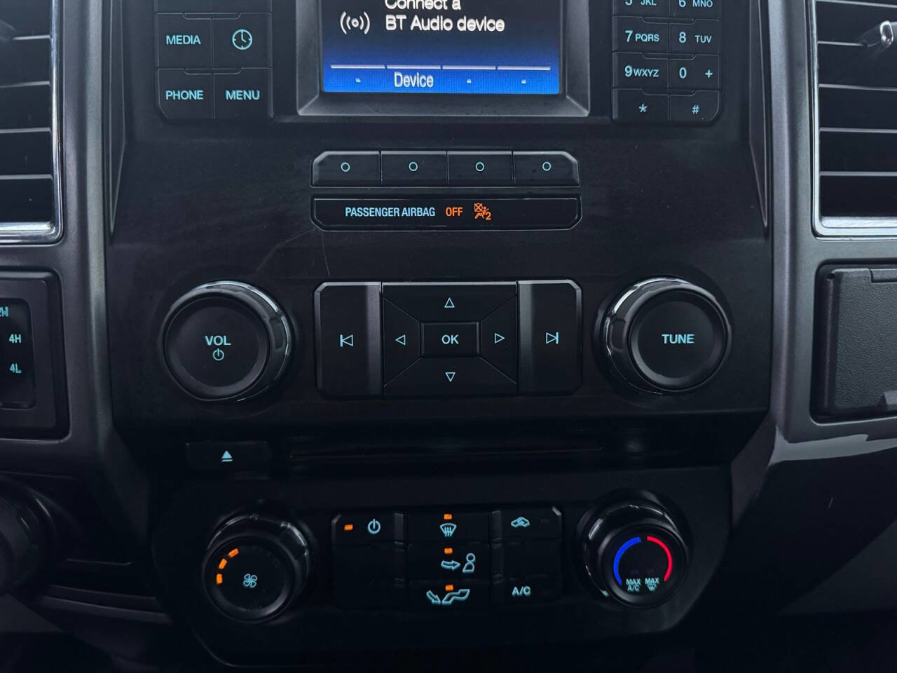 Used 2016 Ford F150 XLT w/ Trailer Tow Package image 24