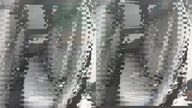 Used 2025 Land Rover Range Rover Sport Dynamic SE image 20