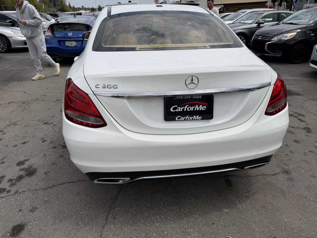 Used 2015 Mercedes-Benz C 300 Sedan image 6