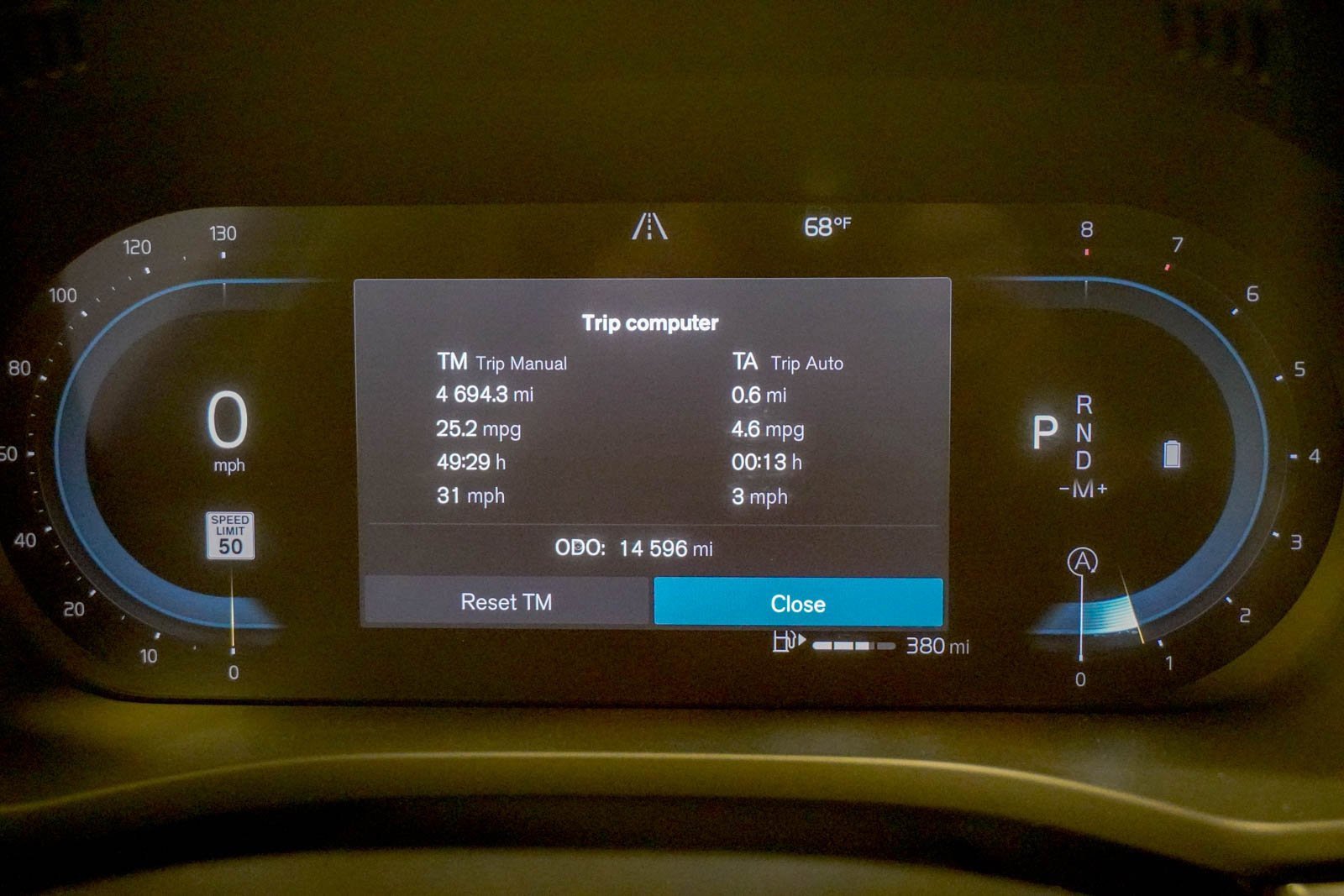 Used 2025 Volvo XC60 B5 Plus image 36