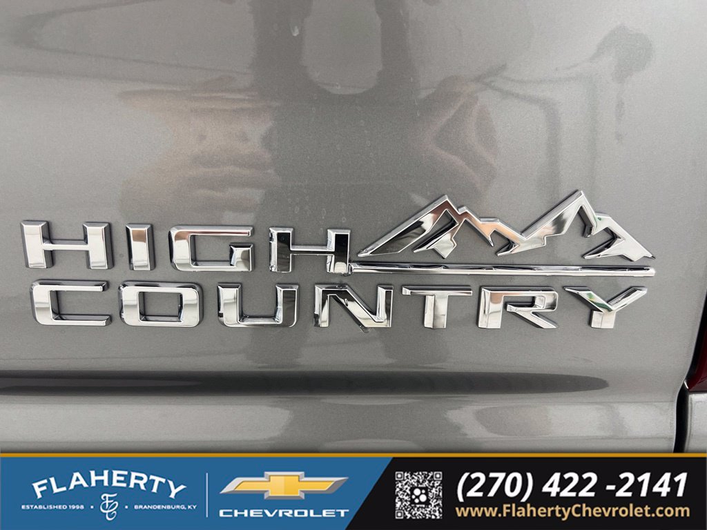 New 2026 Chevrolet Silverado 1500 High Country w/ High Country Premium Package AWD/4WD image 12