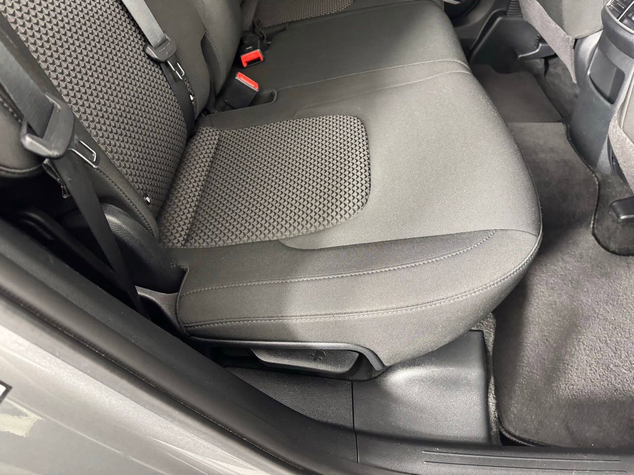 Used 2024 Kia Sportage LX image 27