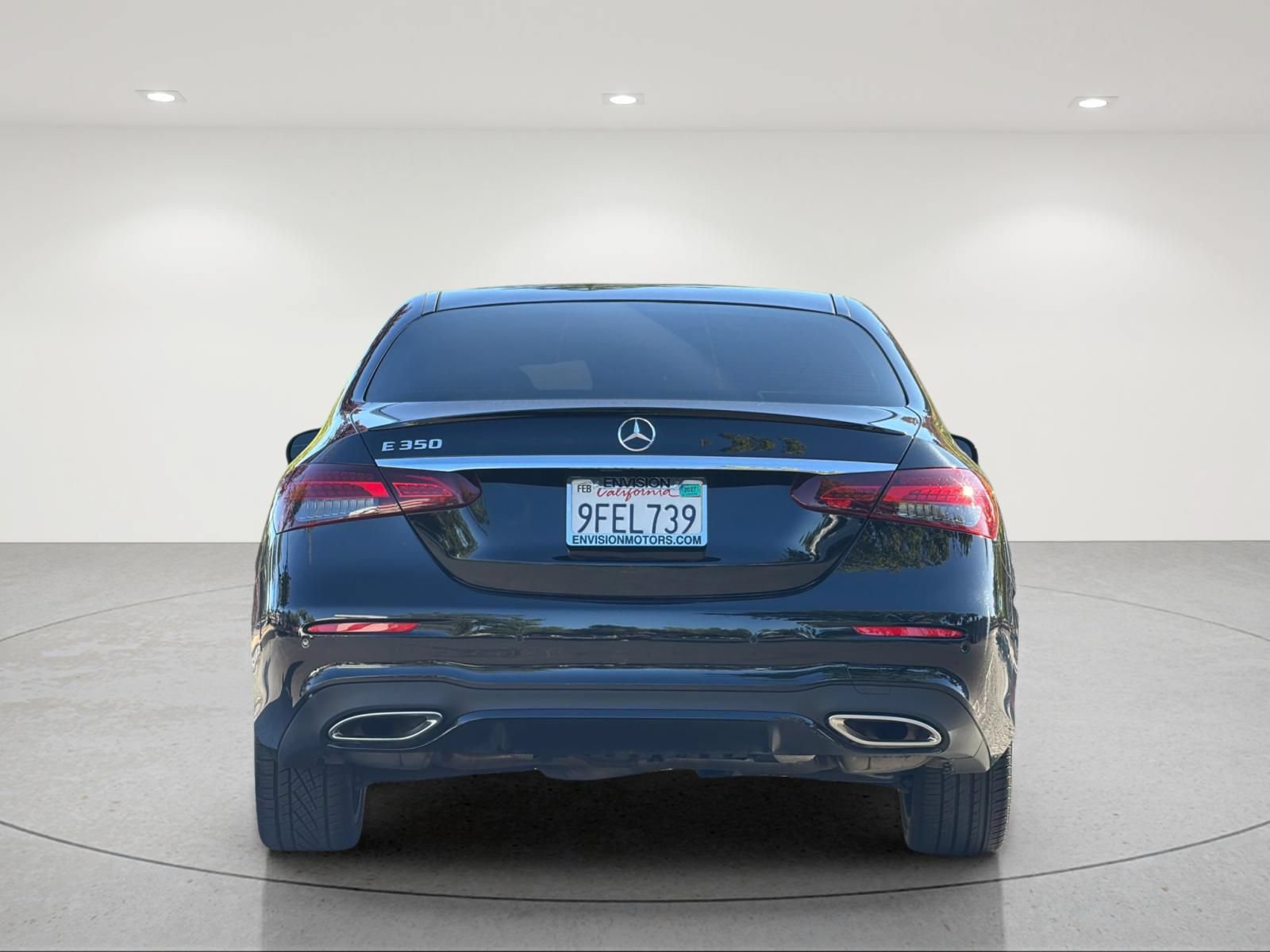 Used 2022 Mercedes-Benz E 350 Sedan image 4