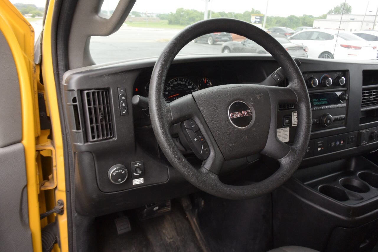 Used 2021 GMC Savana 3500 Extended w/ Power Convenience Package image 15