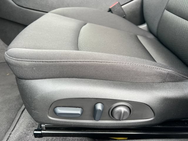 Used 2025 Chevrolet Malibu LT FWD image 9