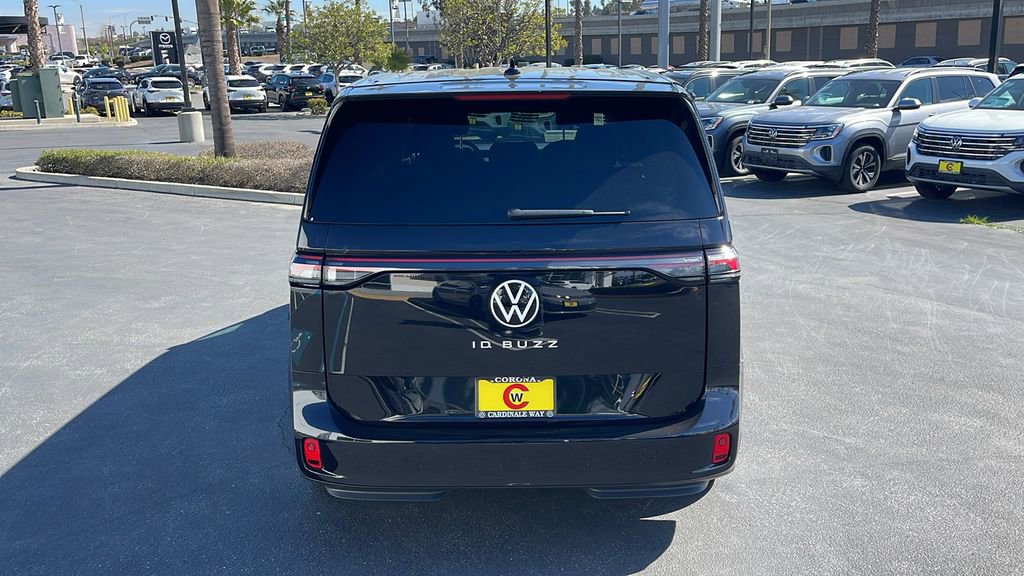 New 2025 Volkswagen ID. Buzz Pro S image 8