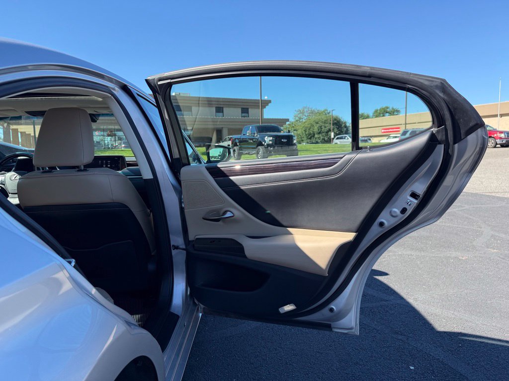 Used 2019 Lexus ES 350 FWD image 13
