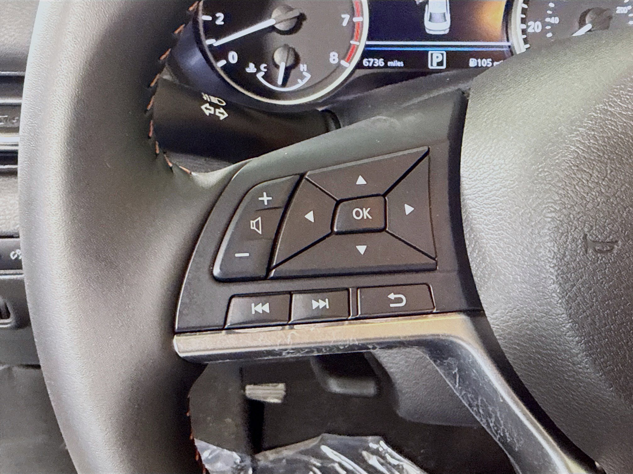 Used 2025 Nissan Sentra SR image 14