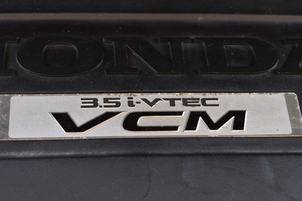Used 2010 Honda Pilot Touring image 8