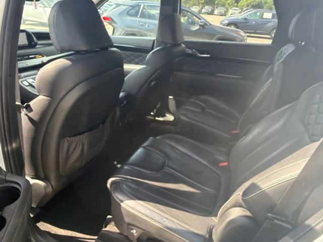 Used 2022 Hyundai Palisade Calligraphy w/ Cargo Package FWD image 6