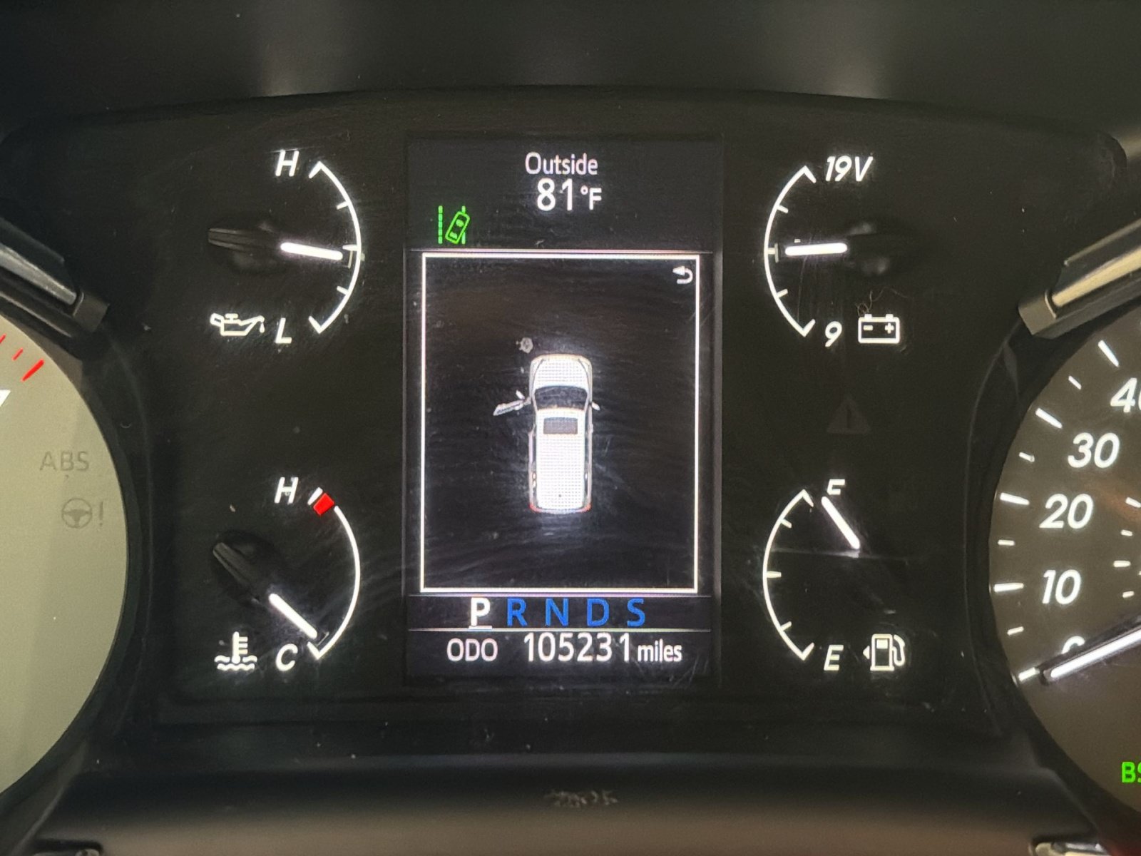 Used 2019 Toyota Sequoia SR5 AWD/4WD image 17