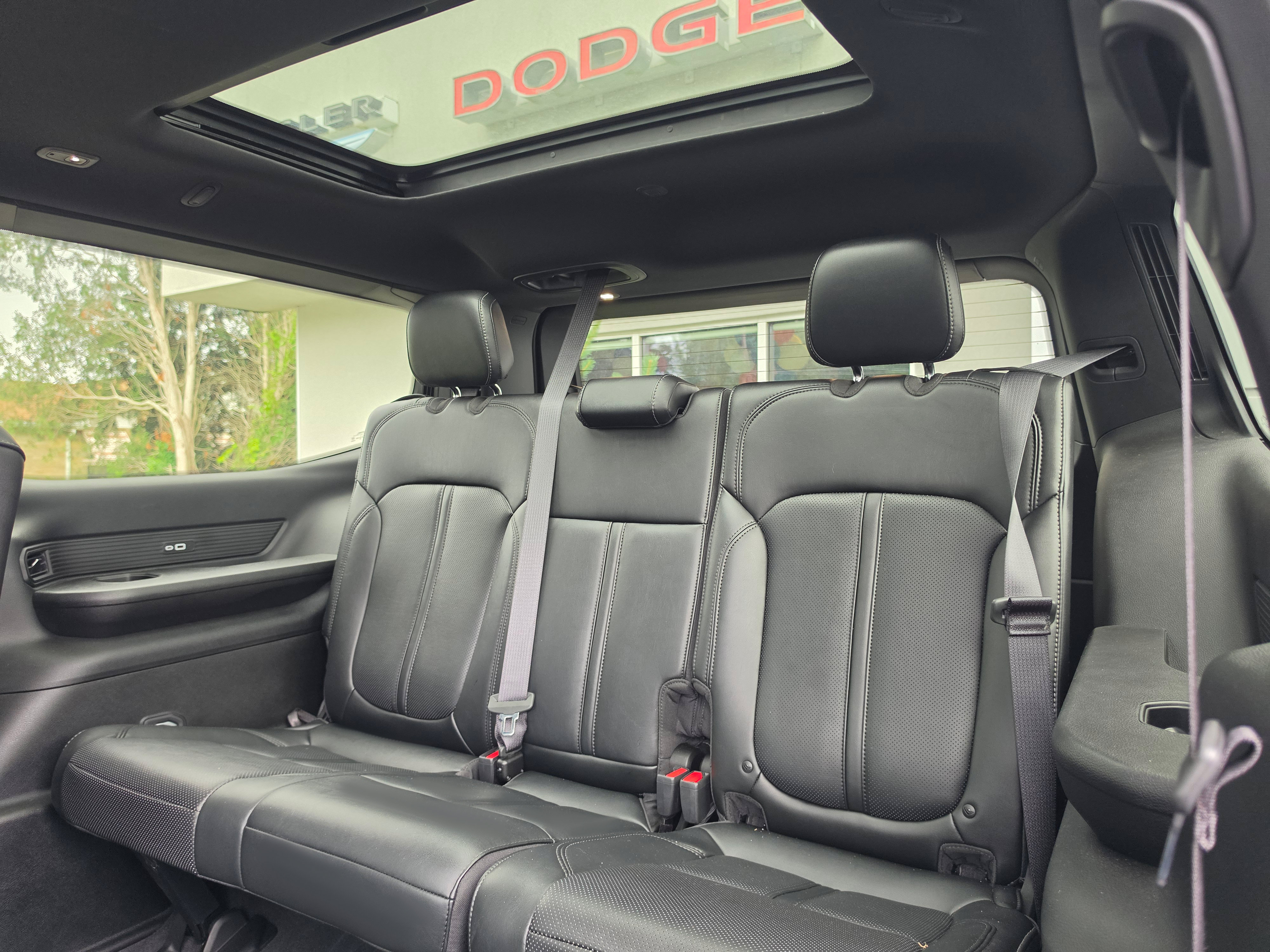 Used 2024 Jeep Wagoneer Series II w/ Convenience Group I AWD/4WD image 15