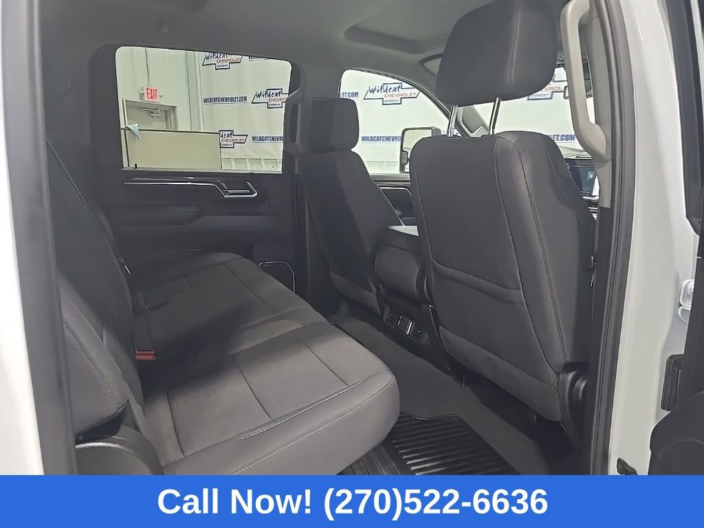 Used 2025 Chevrolet Silverado 2500 LT w/ Convenience Package image 22
