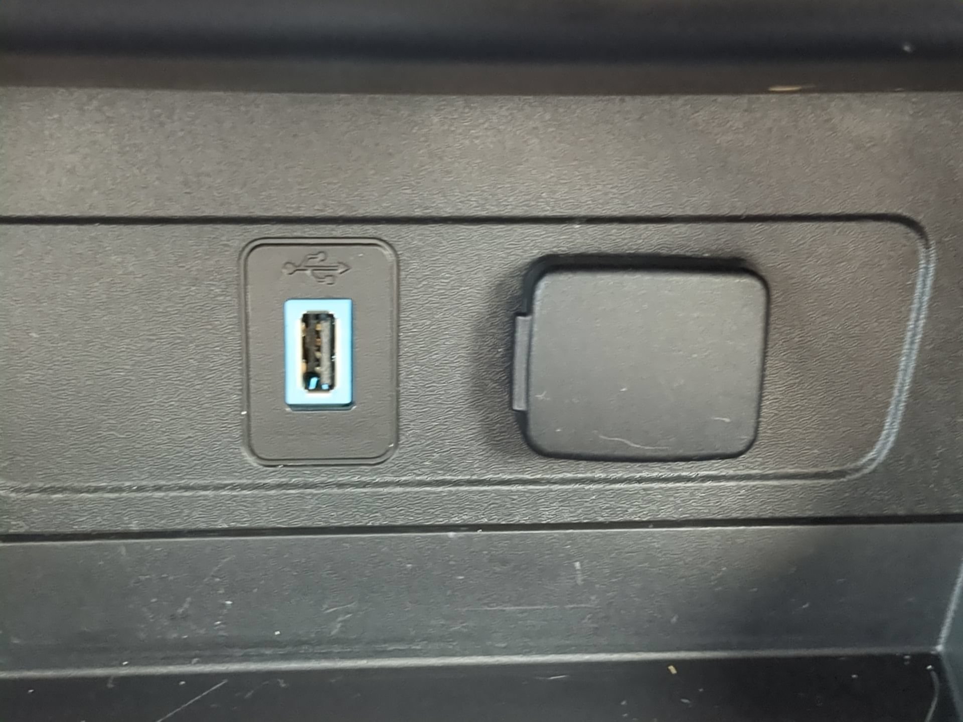 Certified 2019 Ford Escape SEL FWD image 61