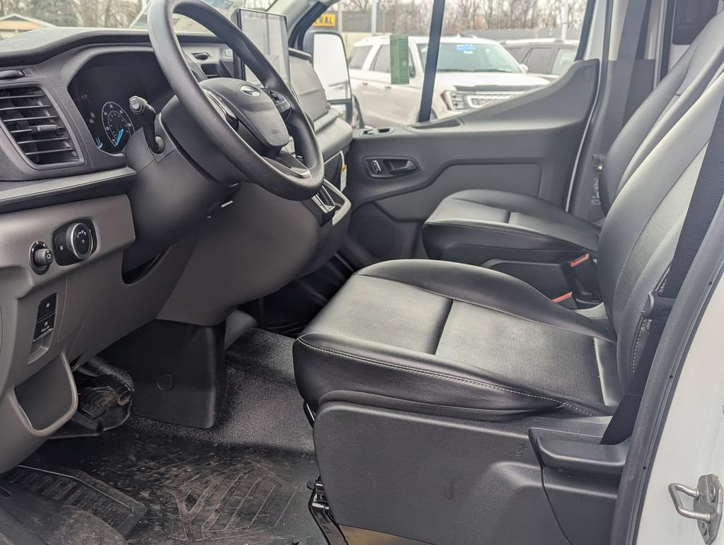 New 2024 Ford Transit 250 148 Medium Roof Extended AWD image 6