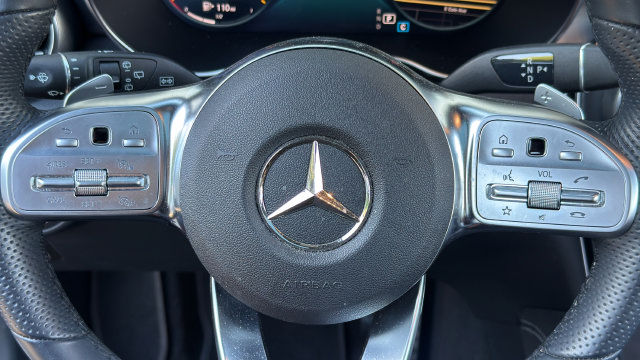 Used 2020 Mercedes-Benz GLC 300 image 16