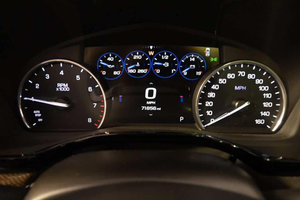Used 2017 Cadillac XT5 Platinum w/ Driver Assist Package AWD/4WD image 25