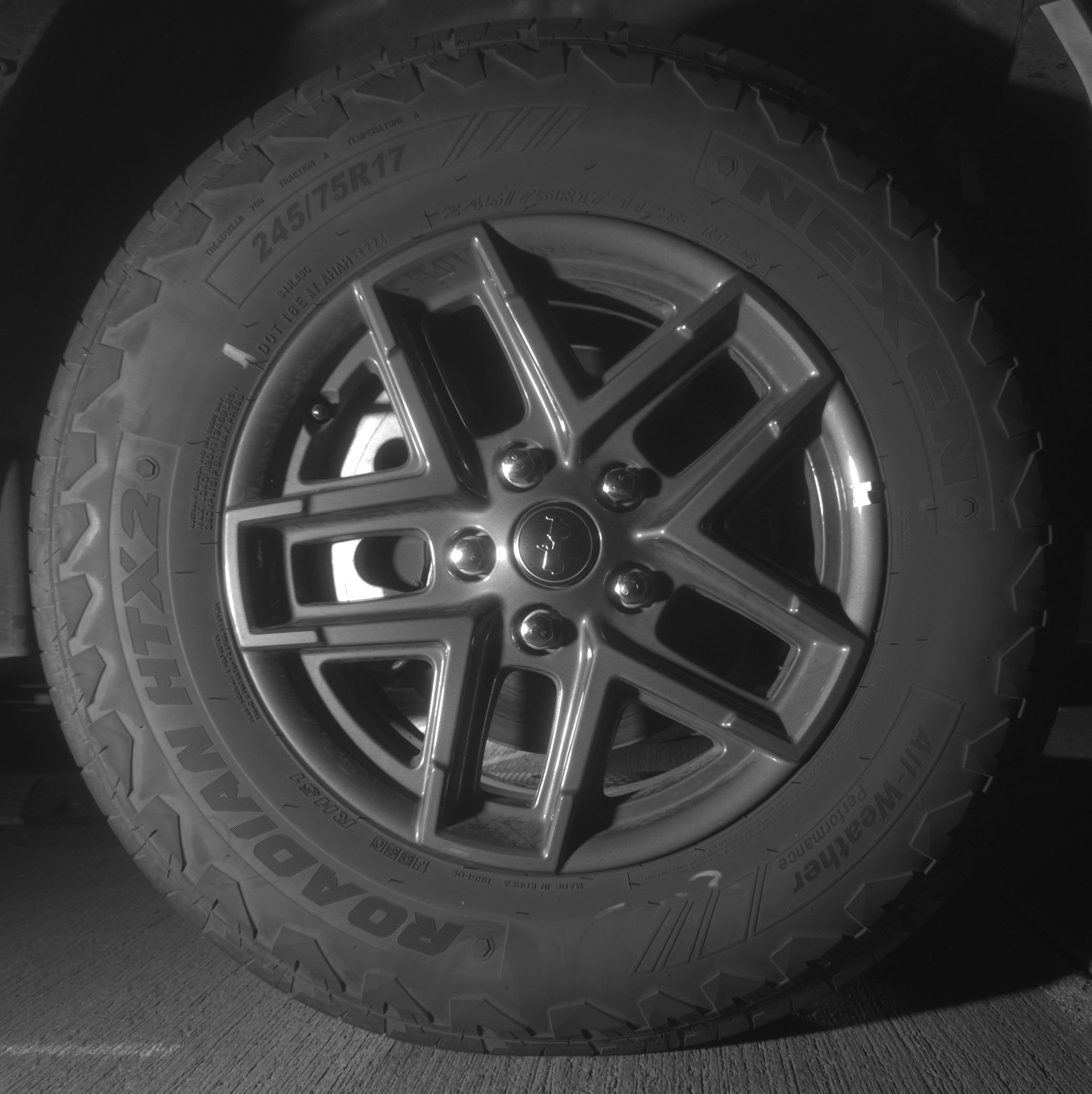 Used 2025 Jeep Wrangler Unlimited Sport AWD/4WD image 13