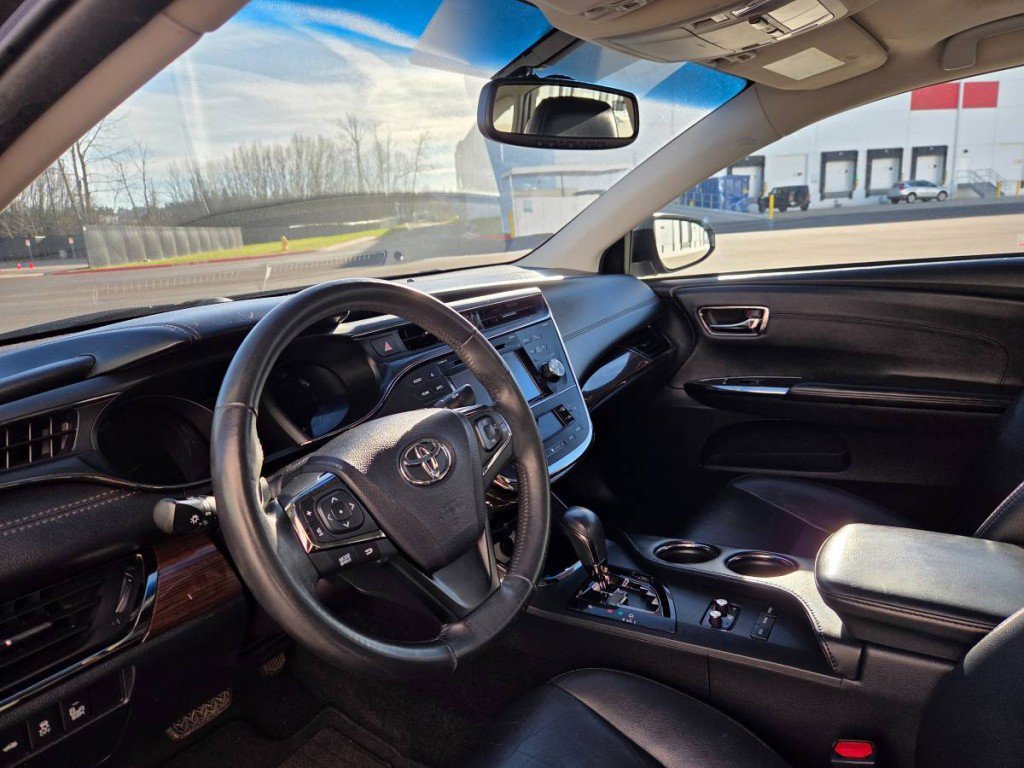 Used 2015 Toyota Avalon XLE Touring image 15