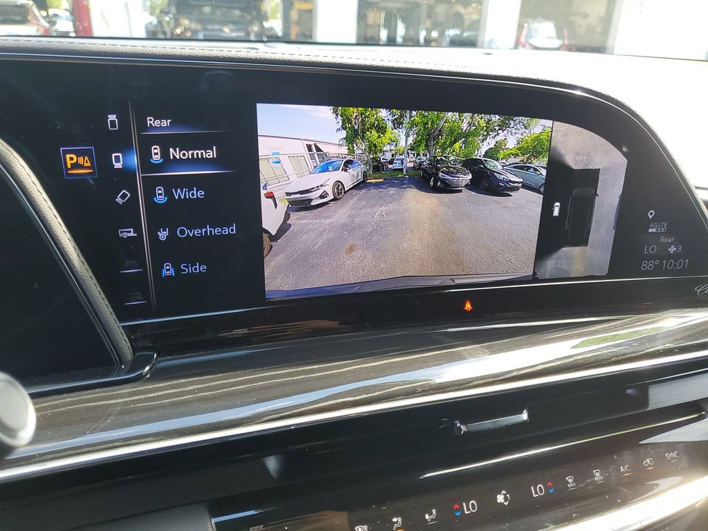 Used 2023 Cadillac Escalade Sport w/ LPO, Floor Liner Package AWD/4WD image 26