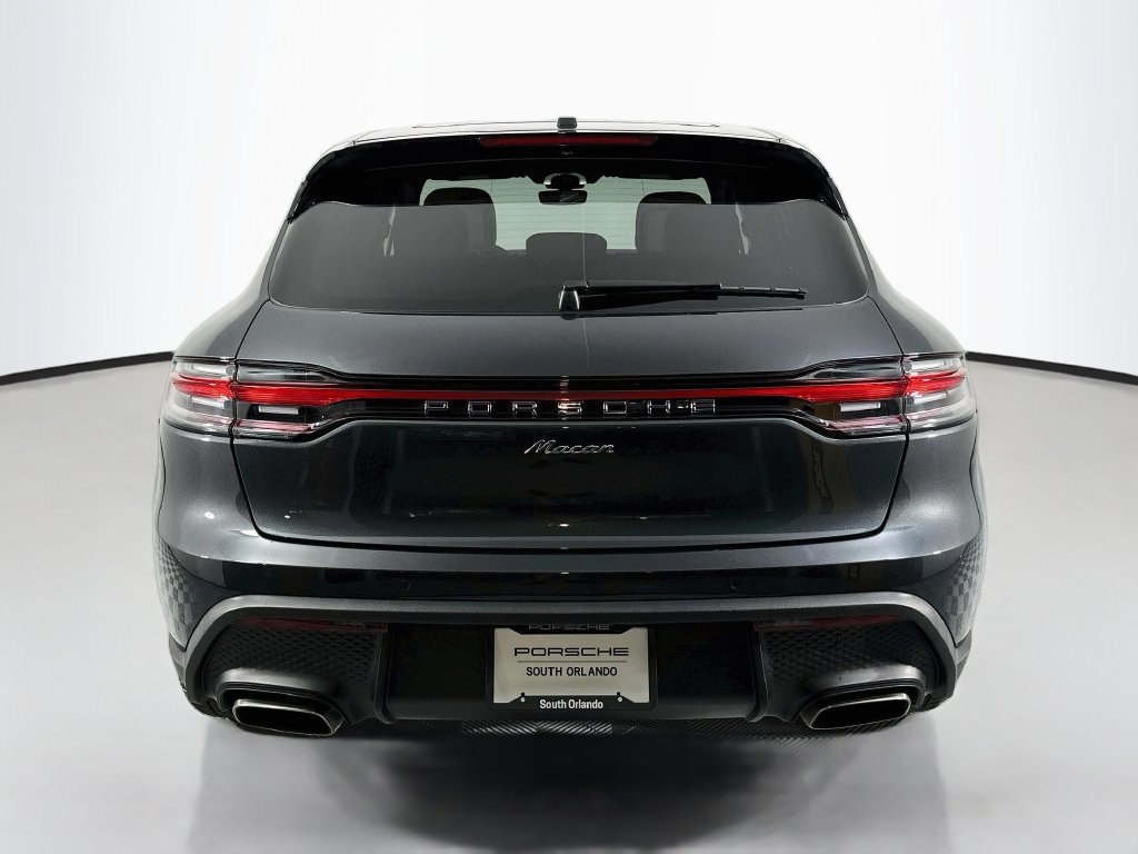 Certified 2026 Porsche Macan AWD/4WD image 10
