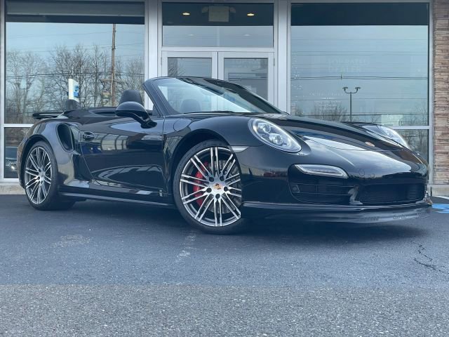 Used 2014 Porsche 911 Turbo image 37