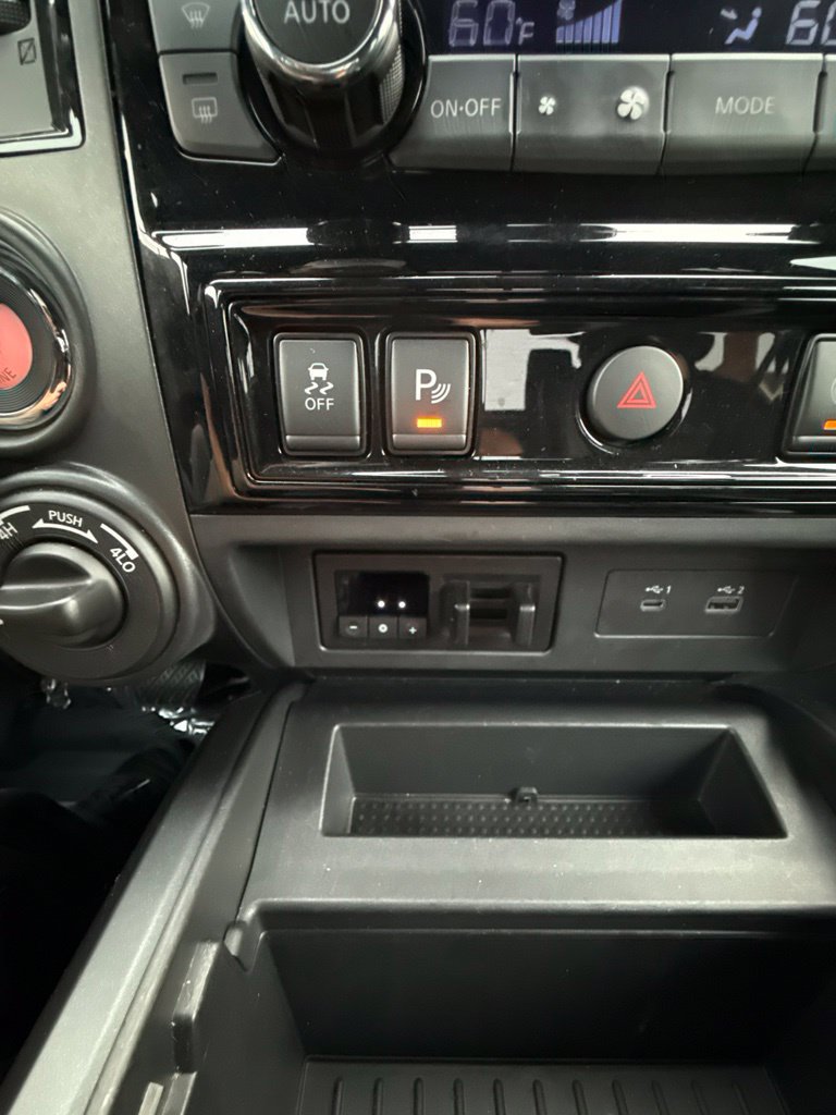Used 2024 Nissan Titan PRO-4X w/ Pro-4x Utility Package AWD/4WD image 31