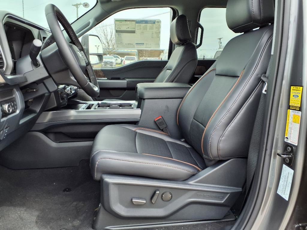 New 2025 Ford F250 Lariat w/ FX4 Off-Road Package image 7