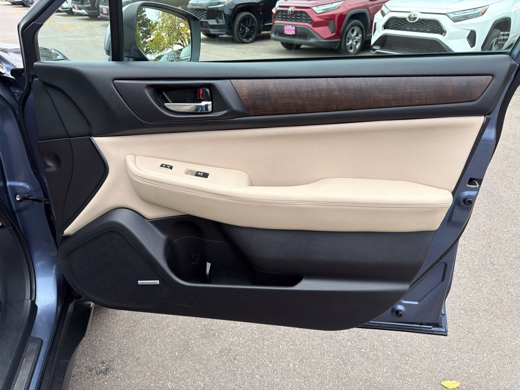 Used 2017 Subaru Outback 2.5i Limited AWD/4WD image 10