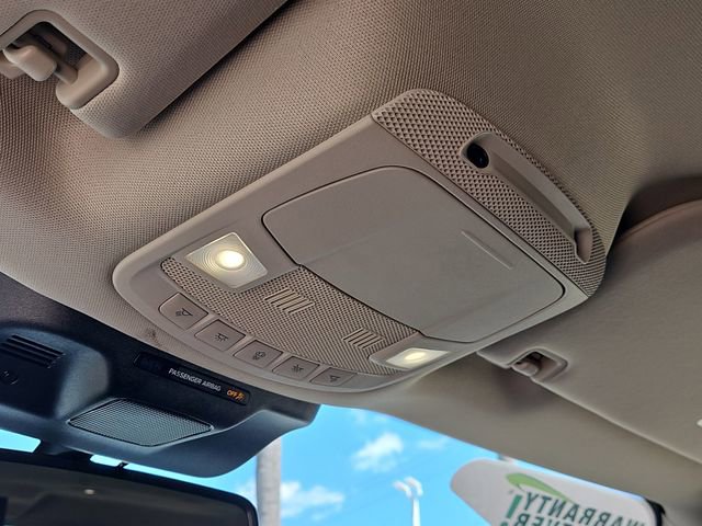 Used 2024 Ford Expedition Max XLT RWD image 32