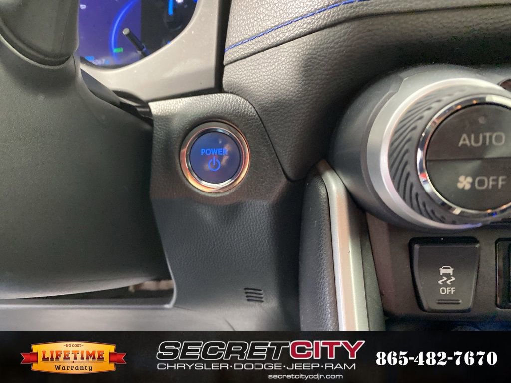 Used 2021 Toyota RAV4 XSE image 17