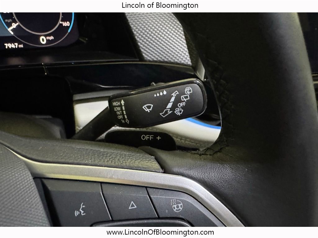 Used 2025 Volkswagen Atlas Cross Sport SEL Premium R-Line image 54