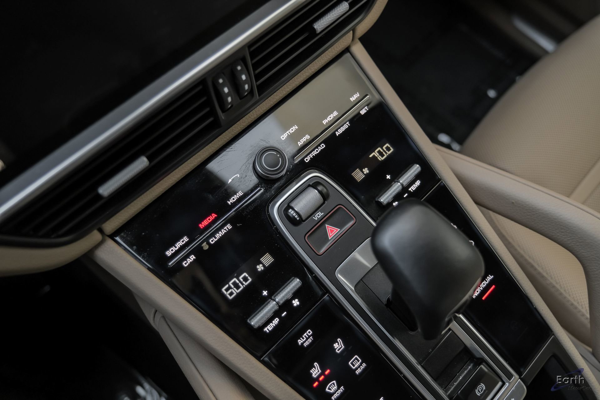 Used 2019 Porsche Cayenne AWD/4WD image 44
