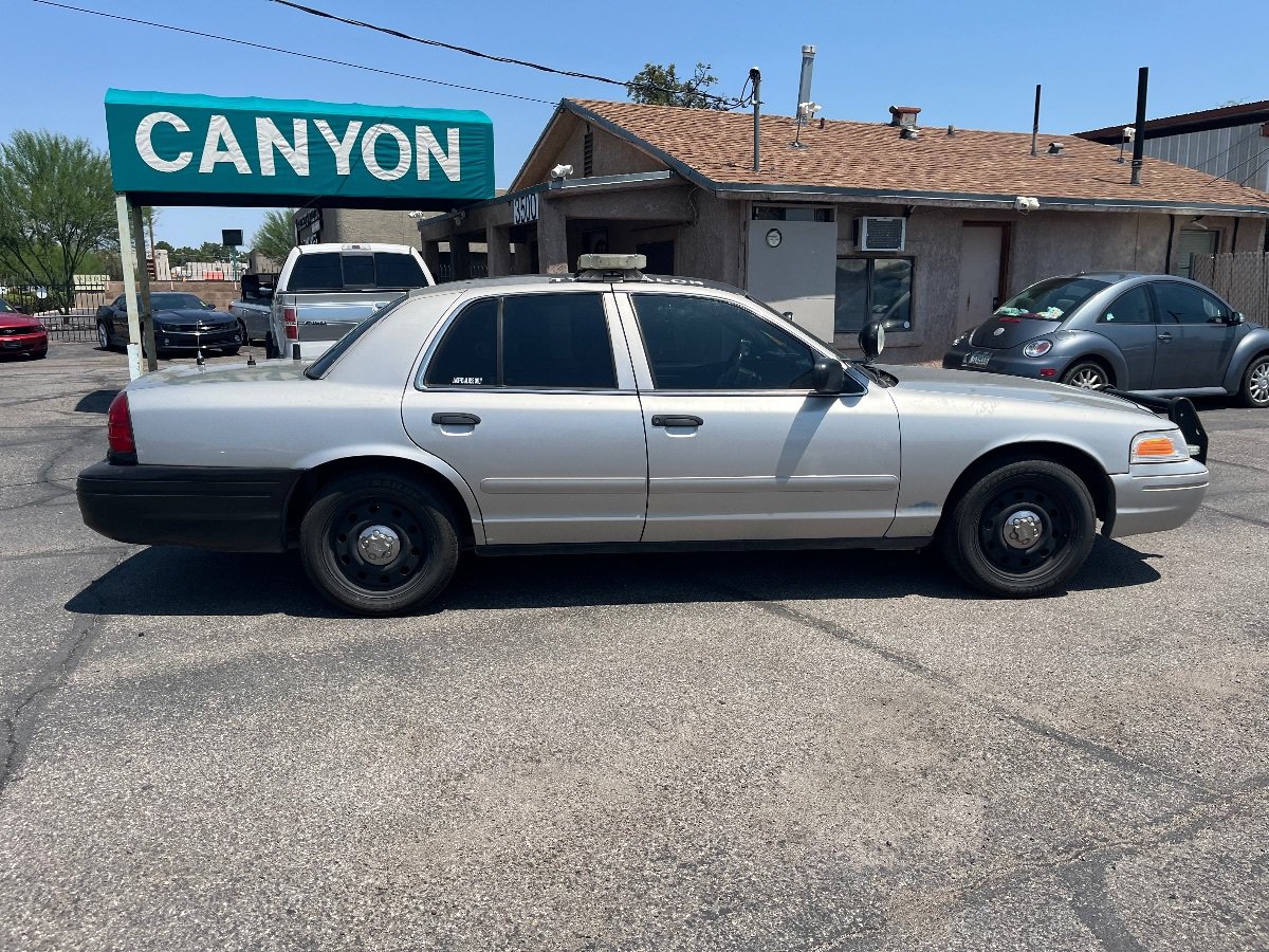 Used 2008 Ford Crown Victoria Police Interceptor RWD image 2