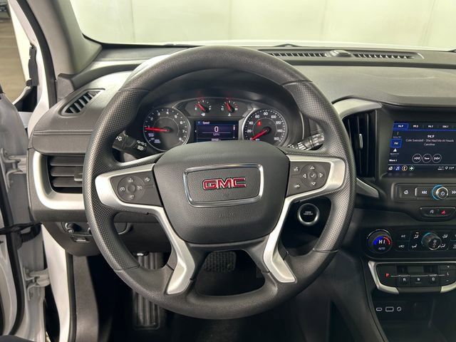 Used 2023 GMC Terrain SLE w/ Driver Convenience Package image 15