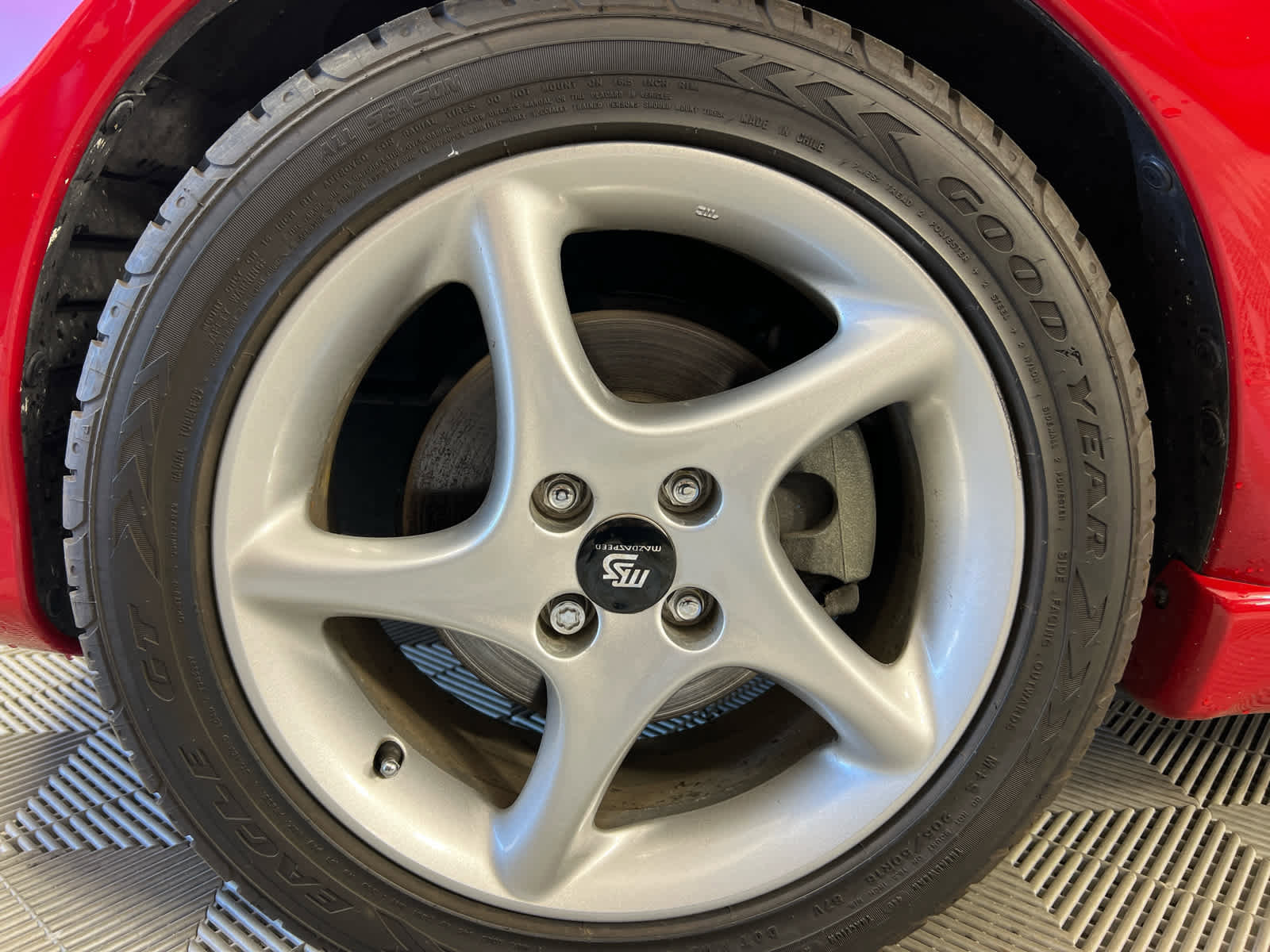 Used 2003 MAZDA MX-5 Miata LS image 9