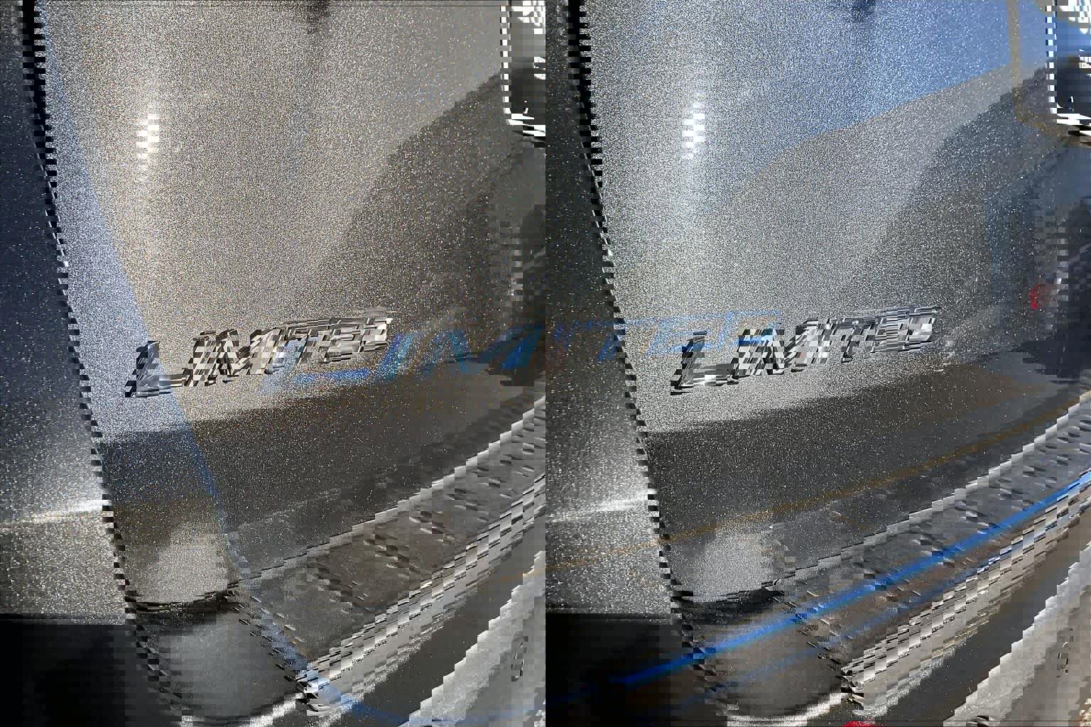 Used 2020 Ford Explorer Limited image 9