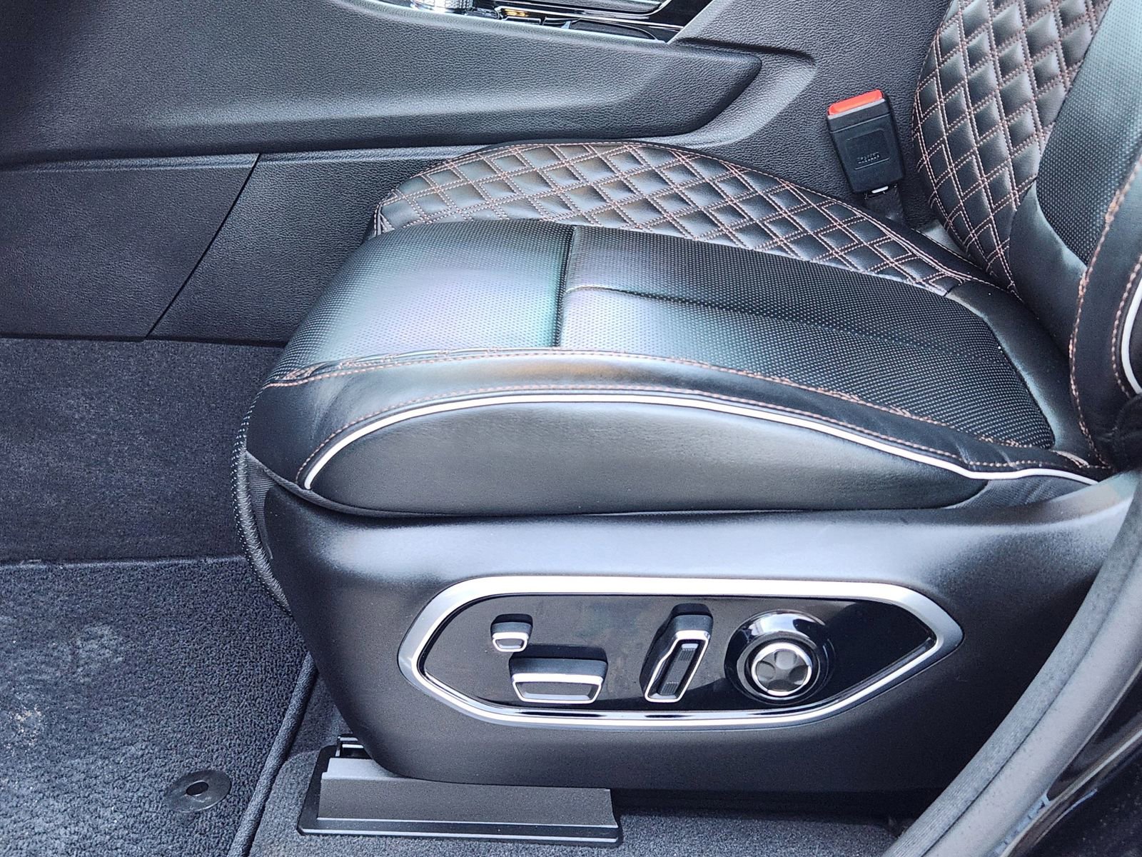 Used 2022 Jeep Grand Cherokee Summit image 25