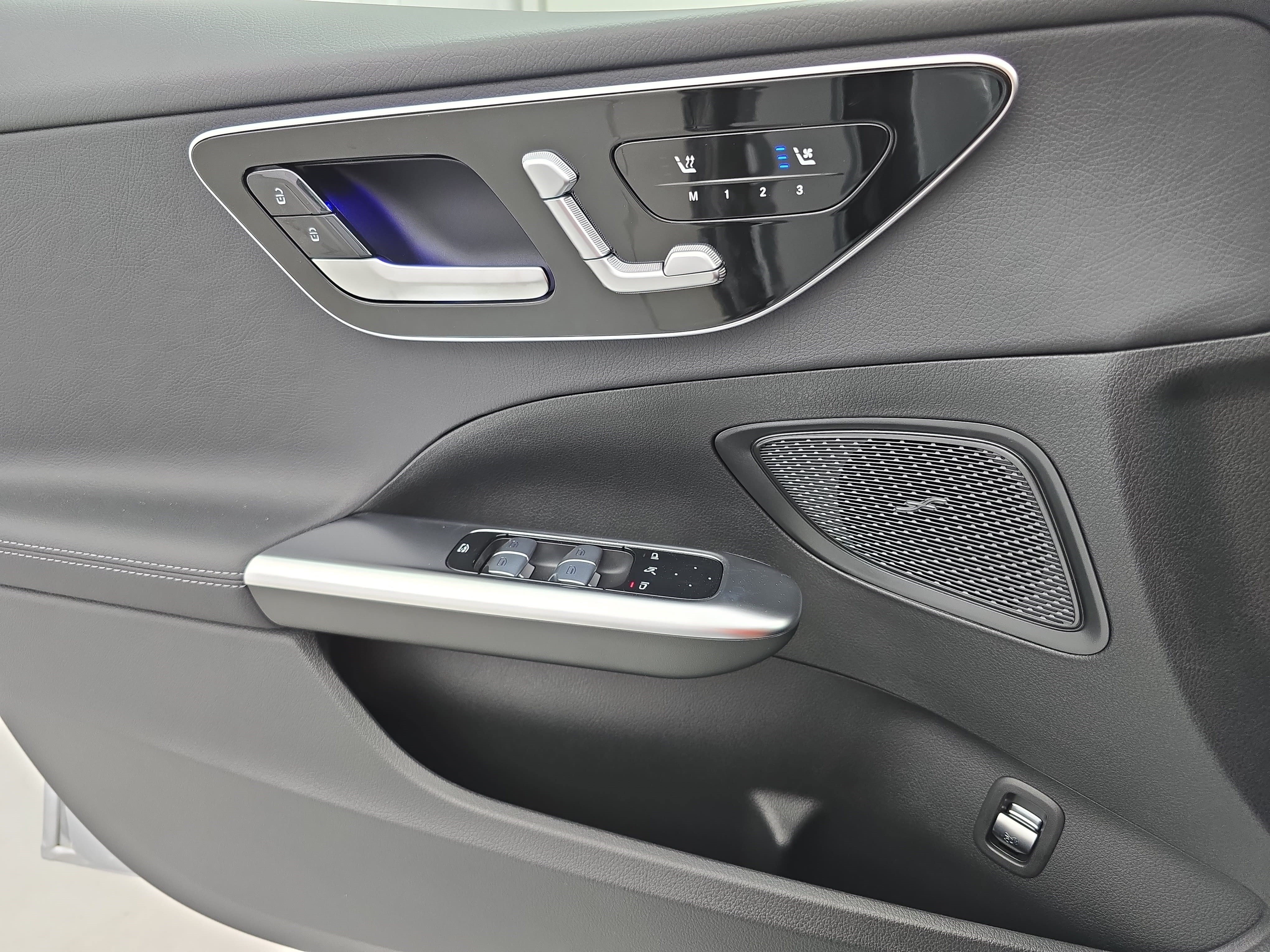 New 2026 Mercedes-Benz C 300 4MATIC Sedan image 27