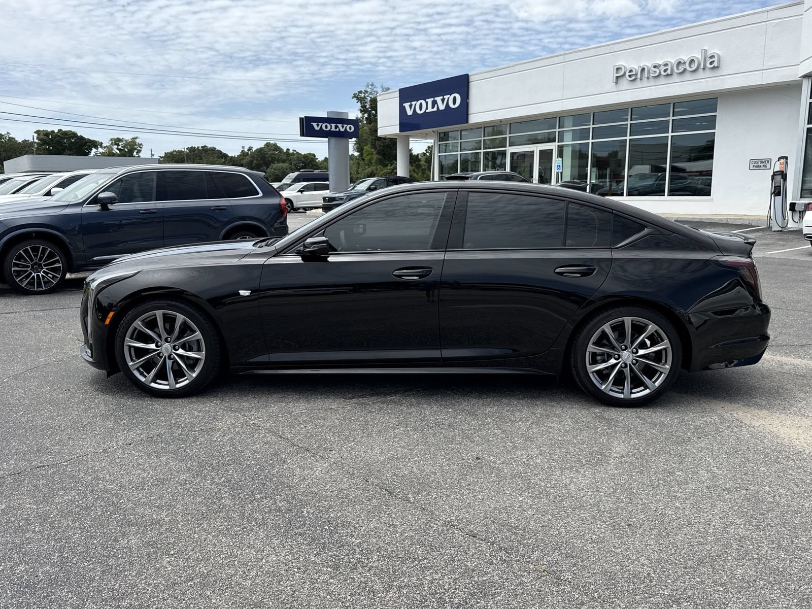 Used 2026 Cadillac CT5 Sport w/ Technology Package RWD image 2