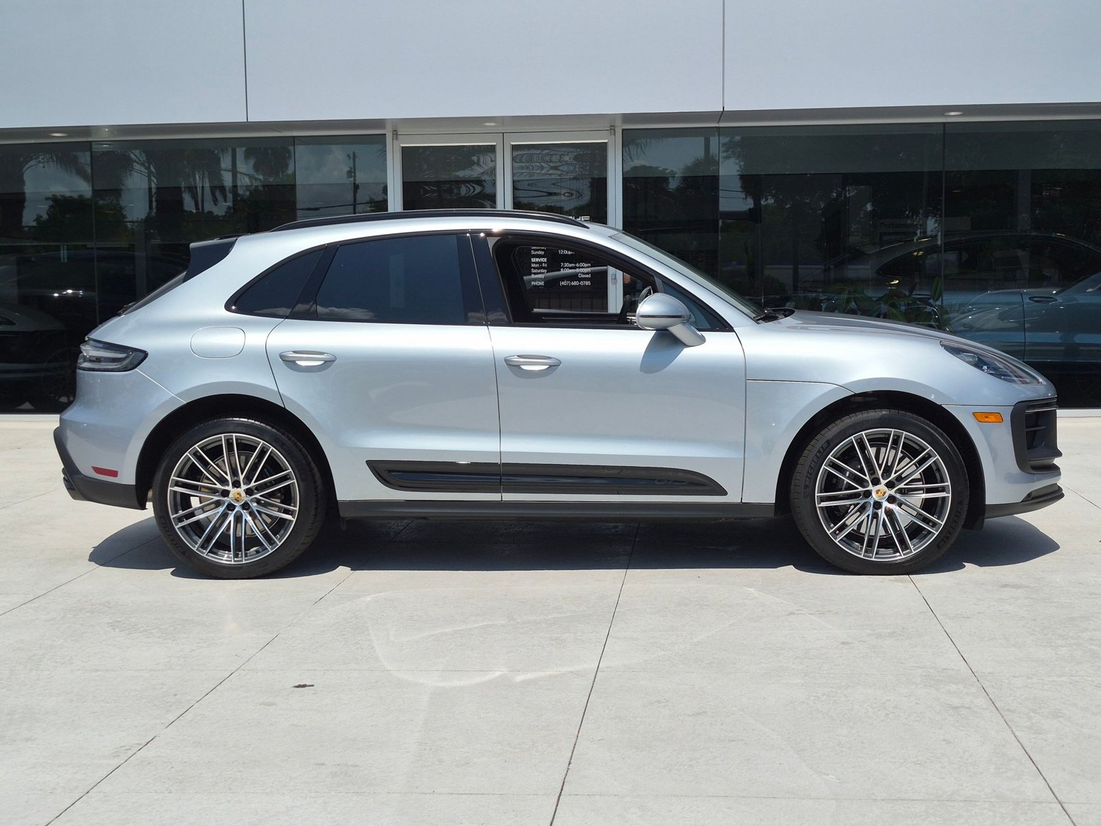 Certified 2026 Porsche Macan GTS AWD/4WD image 7
