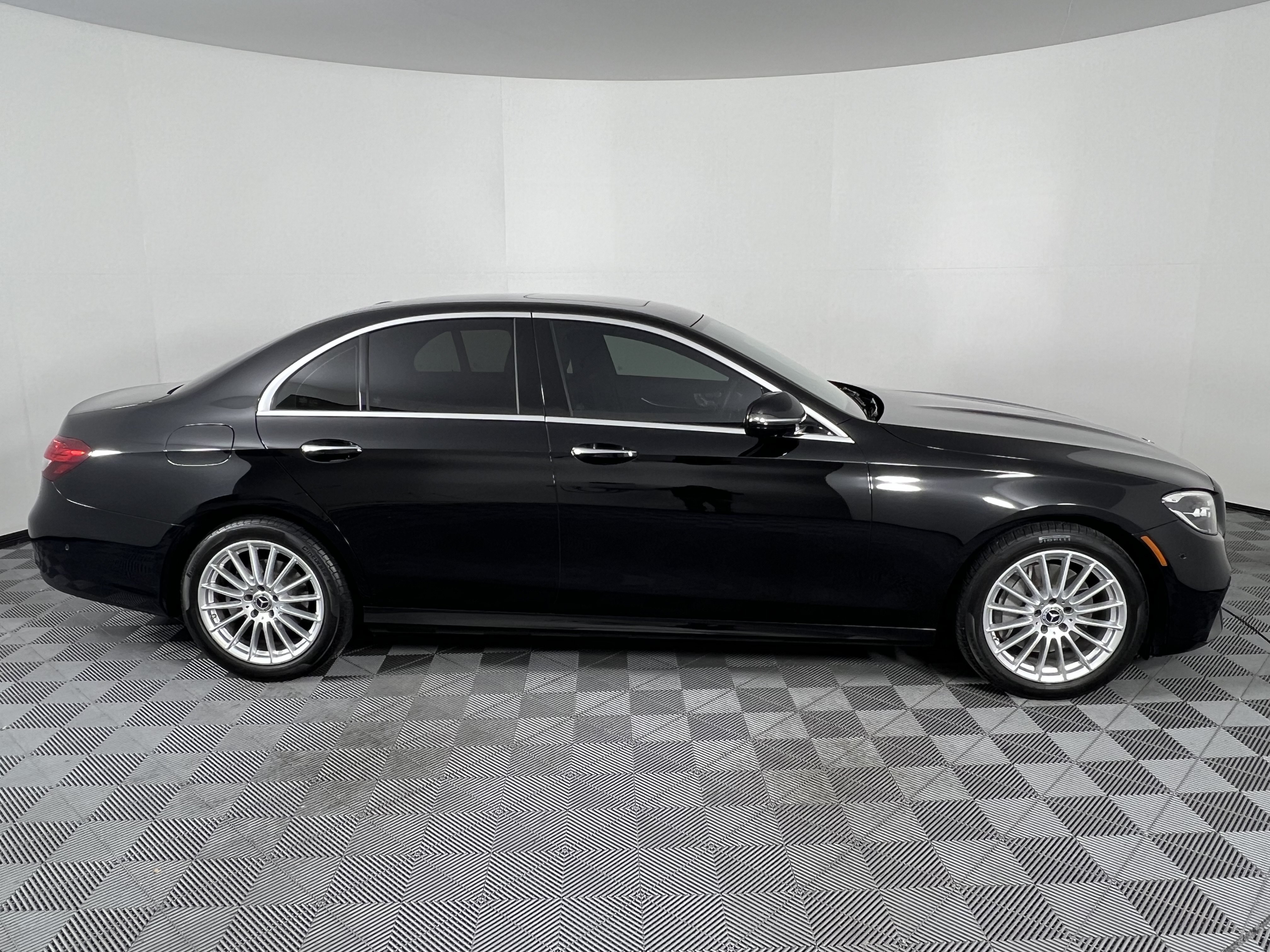 Certified 2023 Mercedes-Benz E 350 4MATIC Sedan image 14