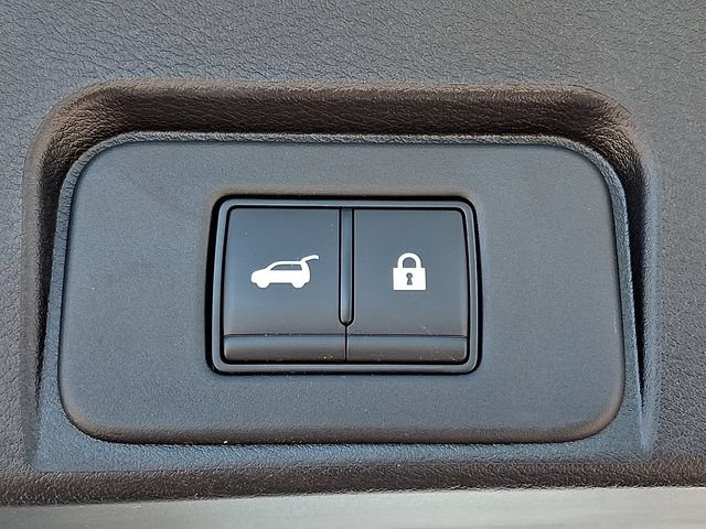 Certified 2026 Nissan Rogue SV FWD image 29