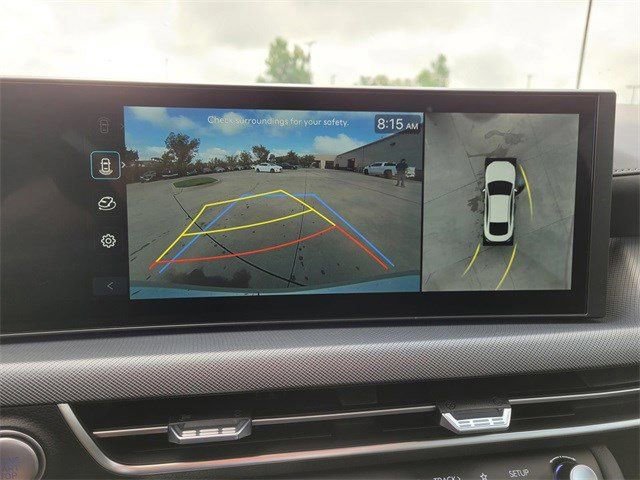 New 2025 Hyundai Sonata Limited image 8