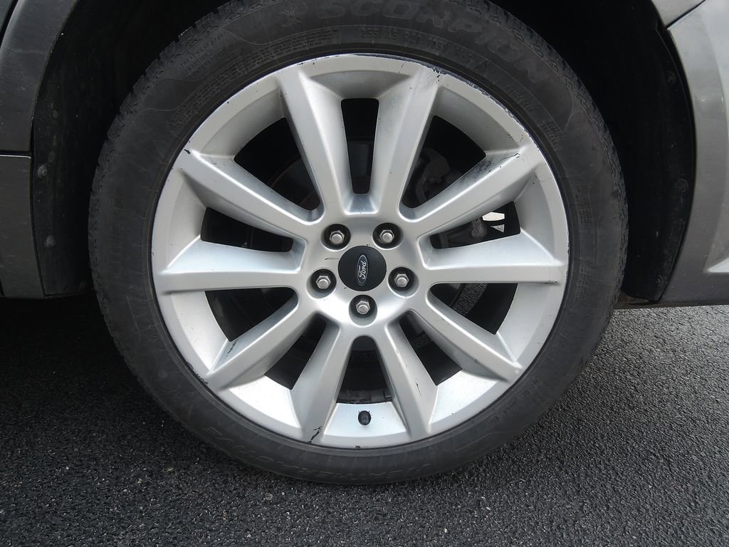 Used 2010 Ford Flex SEL AWD/4WD image 7