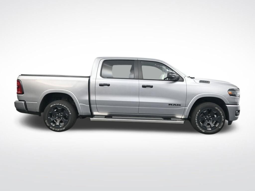 Used 2025 RAM 1500 Big Horn AWD/4WD image 4