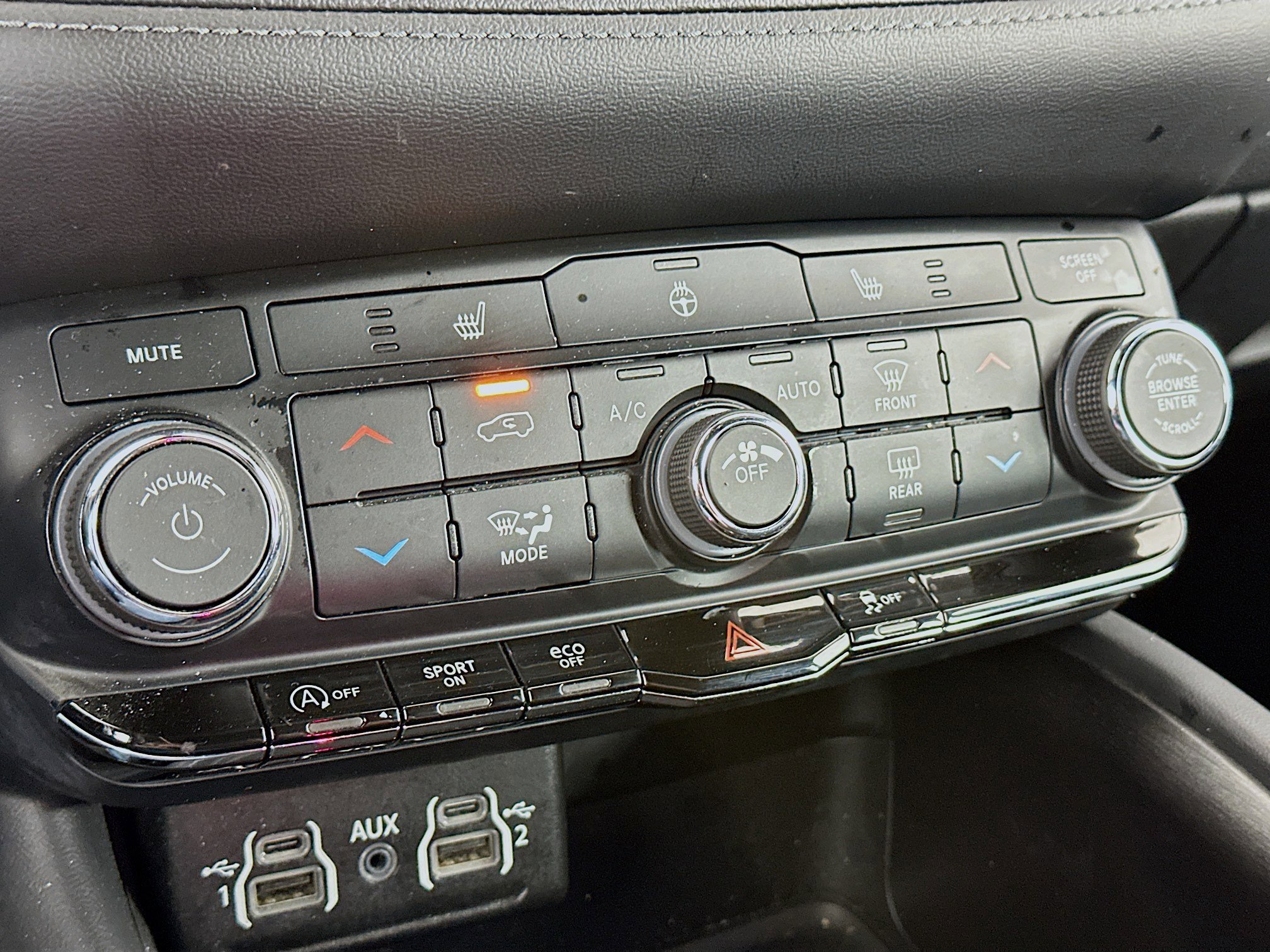 Used 2024 Dodge Durango SXT image 23