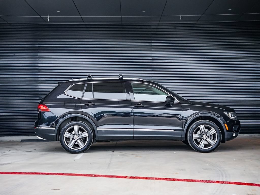Used 2020 Volkswagen Tiguan SEL AWD/4WD image 10