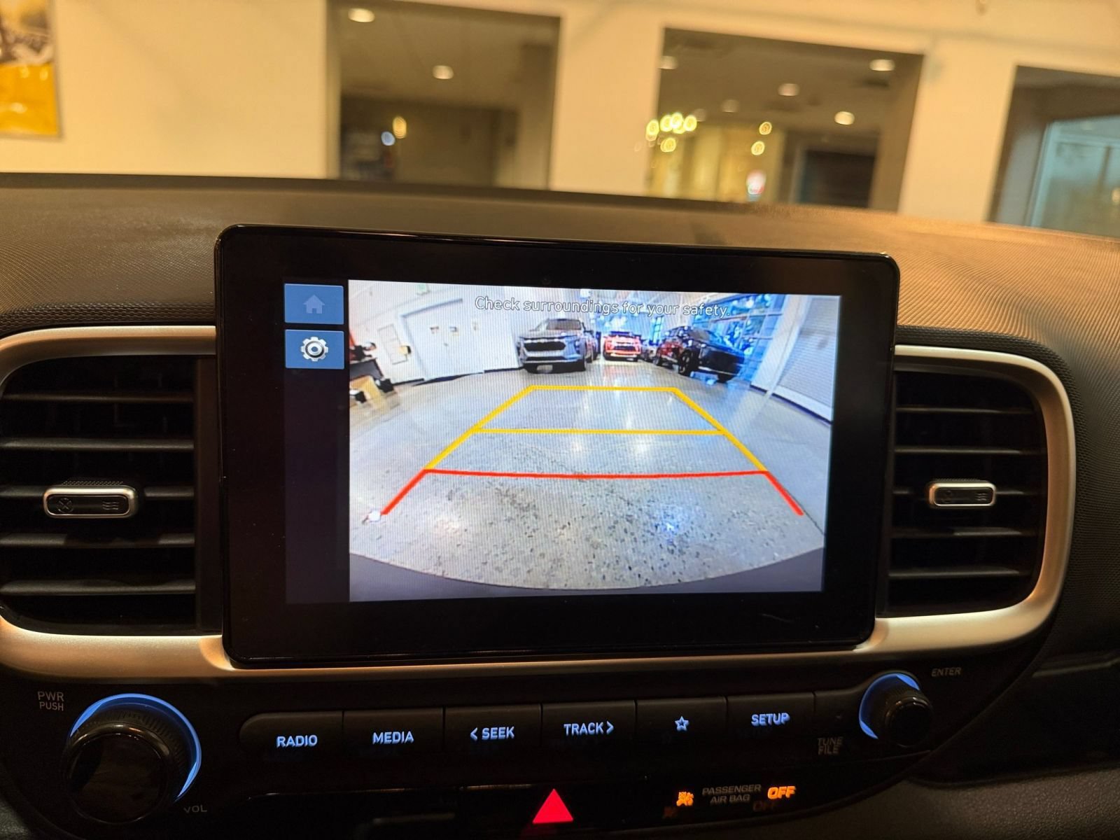 Used 2026 Hyundai Venue SEL FWD image 19