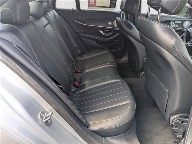 Used 2018 Mercedes-Benz E 400 4MATIC Sedan image 17